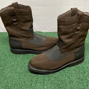 LaCrosse Men's Brown and Black boots size 13 (OKPM-02-034)